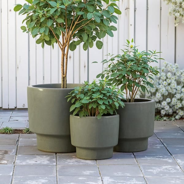Dovelina Green Set of 3 Mixed Size Outdoor Ceramic Plant Pots