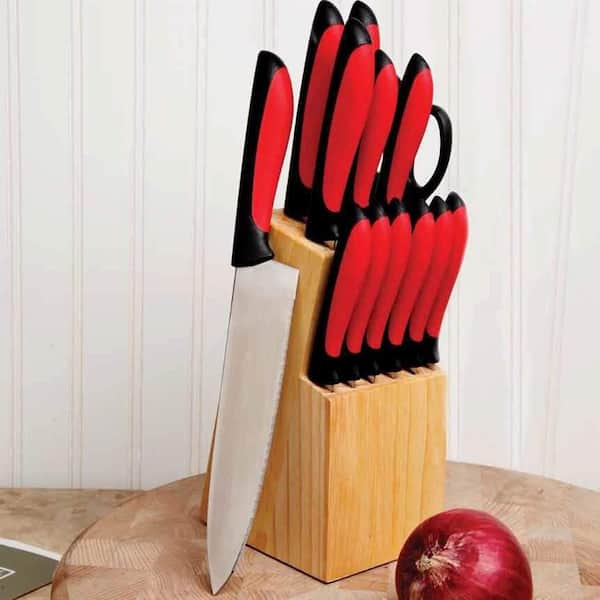 https://images.thdstatic.com/productImages/7fa61fb6-9b3d-41d4-bed8-52f63161c75d/svn/megachef-knife-sets-986115722m-1f_600.jpg