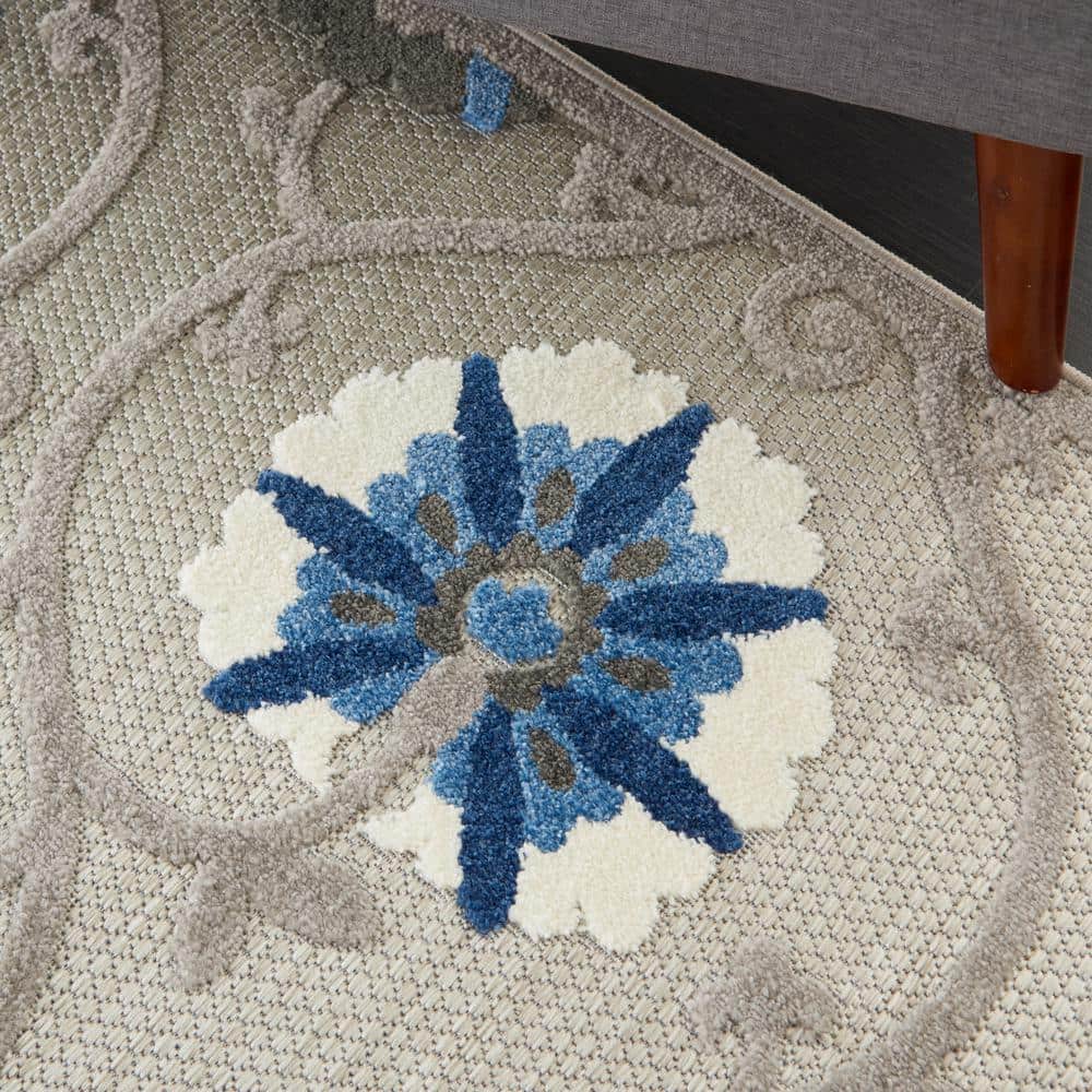 Aloha Floral Blue/Grey 3'6" x 5'6" Synthetic Area Rug