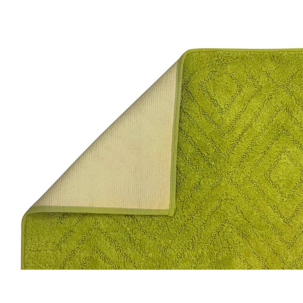 Sage Green Diamond Weave 2-Piece Plush Bathroom Rug Set