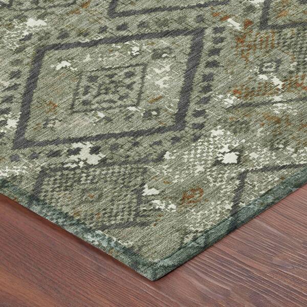 Chantille Machine Washable Indoor/Outdoor Abstract ACN2470 Basil 2 ft. x 3 ft. Area Rug