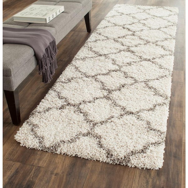 Hudson Shag Ivory/Gray 2 ft. x 6 ft. Geometric Quatrefoil Runner Rug