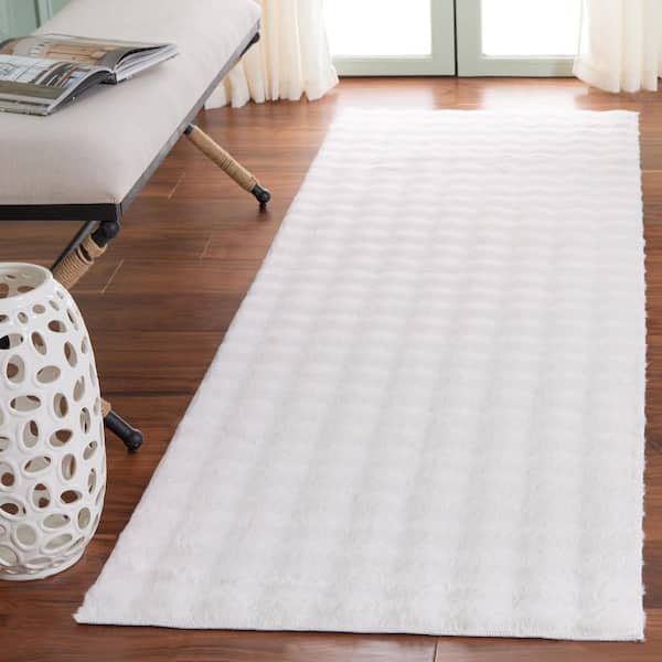 Faux Rabbit Bubble Ivory 3 ft. x 8 ft. Machine Washable Solid High-Low Runner Rug