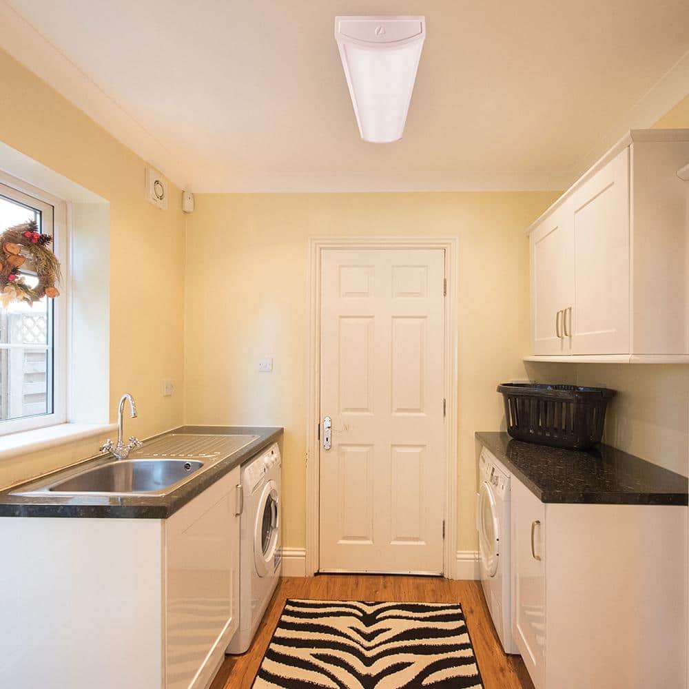 White 4-Foot LED Wraparound Light with Dimming