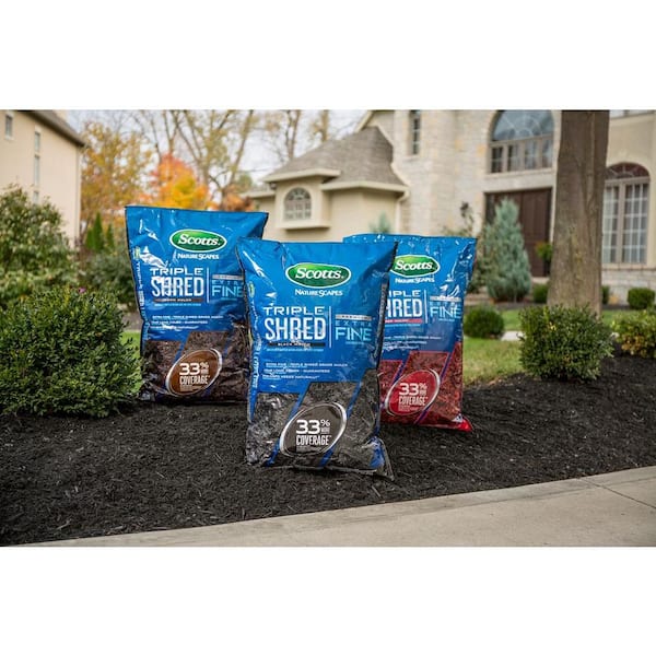 Image of Scotts triple shred brown mulch close-up