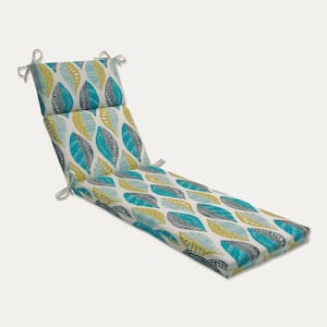 Floral 21 x 28.5 Outdoor Chaise Lounge Cushion in Blue/Ivory Leaf Block