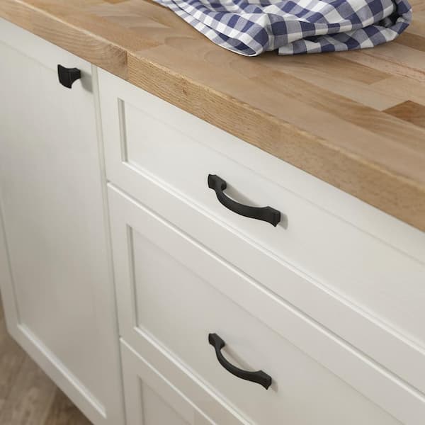 Step Edge 3 or 3-3/4 in. (76/96 mm) Matte Black Cabinet Spoon Foot Drawer Pull