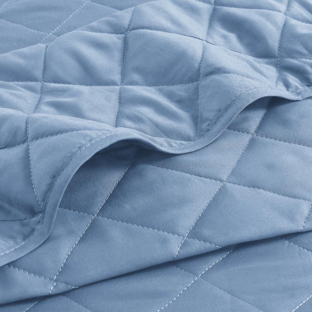 Light Blue Twin Microfiber Reversible Quilt Set