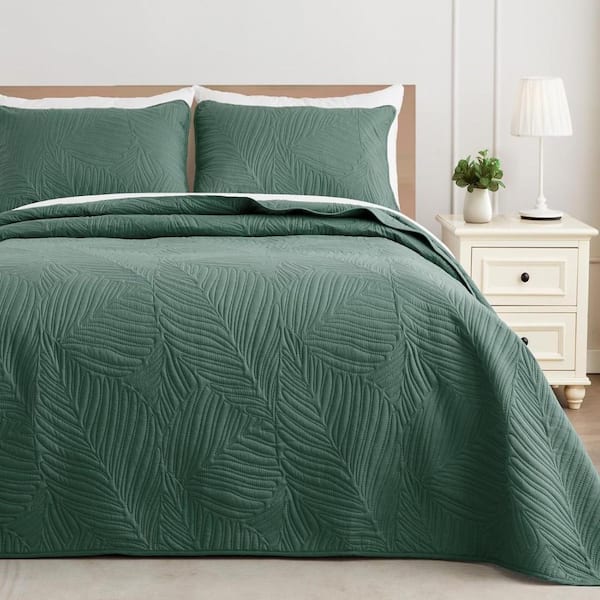 3-Piece Green Polyester Queen All Seasons Quilt Set - With Leaf Pattern