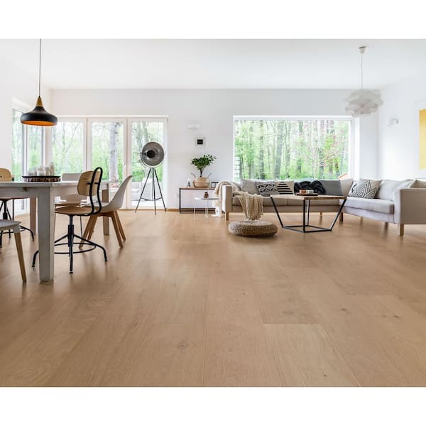 Lakeview Tahoe Oak 1/2" T x 9.5" W Tongue and Groove Engineered Hardwood Flooring (34.1 sq. ft. / case)