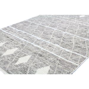 Lourdes Grey 8 ft. x 10 ft. Moroccan Transitional Area Rug
