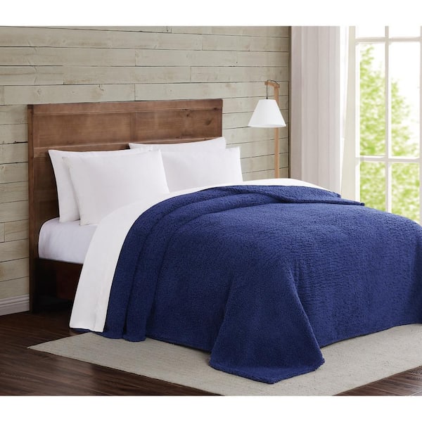 Brooklyn Loom Marshmallow Sherpa Navy, Should I Get A King Blanket For Queen Bed