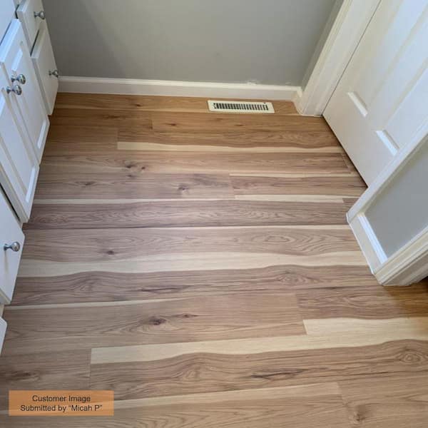 Pergo - Outlast+ Arden Blonde Hickory 12 mm T x 6.1 in. W Waterproof Laminate Wood Flooring (16.12 sqft/case)