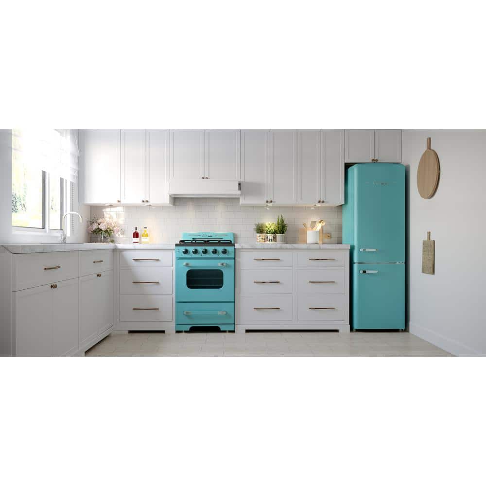 Classic Retro 24" Ocean Mist Turquoise Gas Range with Convection Oven