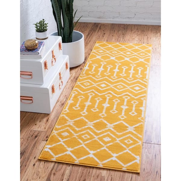 Unique Loom Moroccan Trellis Yellow 2 ft. x 6 ft. 7 in. Runner Rug