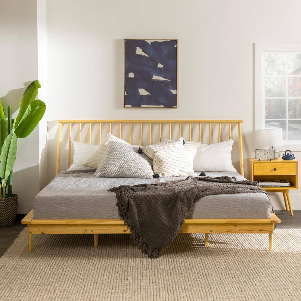 Walker Edison Furniture Company Spindle Back Solid Wood King Bed in