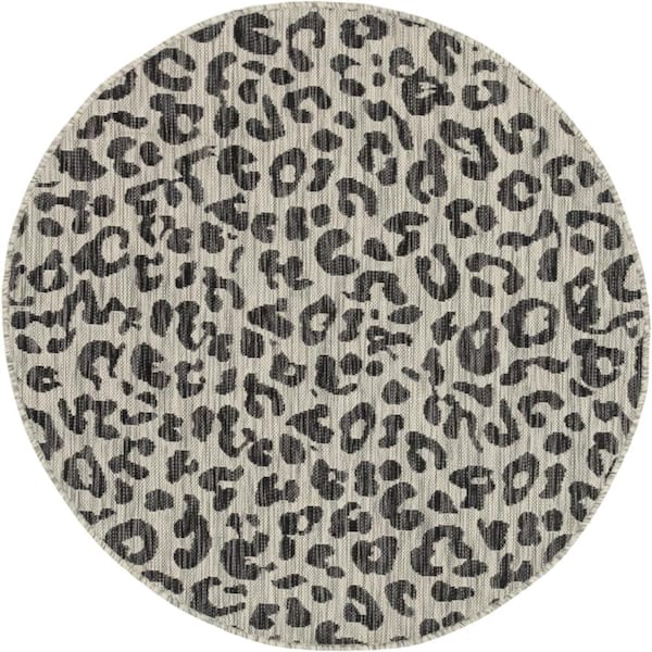 Unique Loom Black Leopard Outdoor 4 ft. Round Area Rug