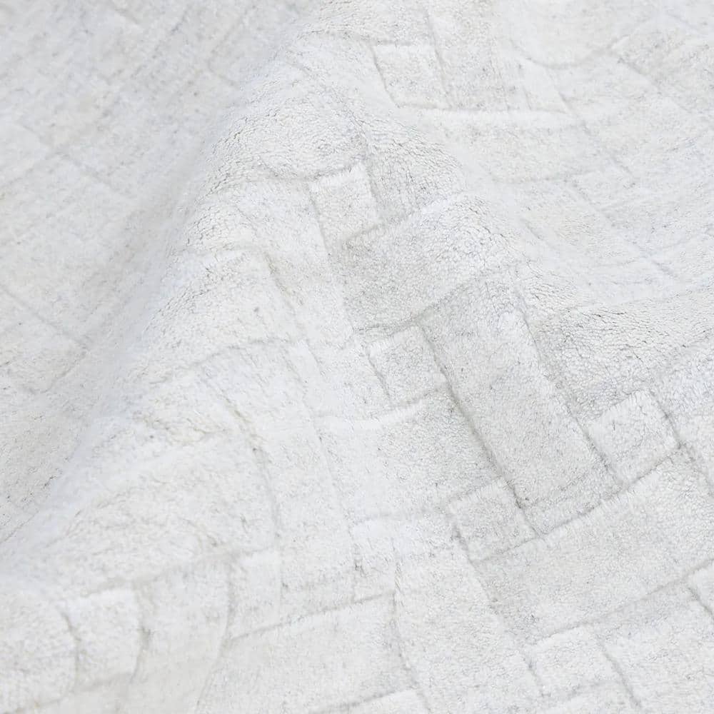 Ivory Geometric Handmade Wool-Blend 3' x 5' Rug