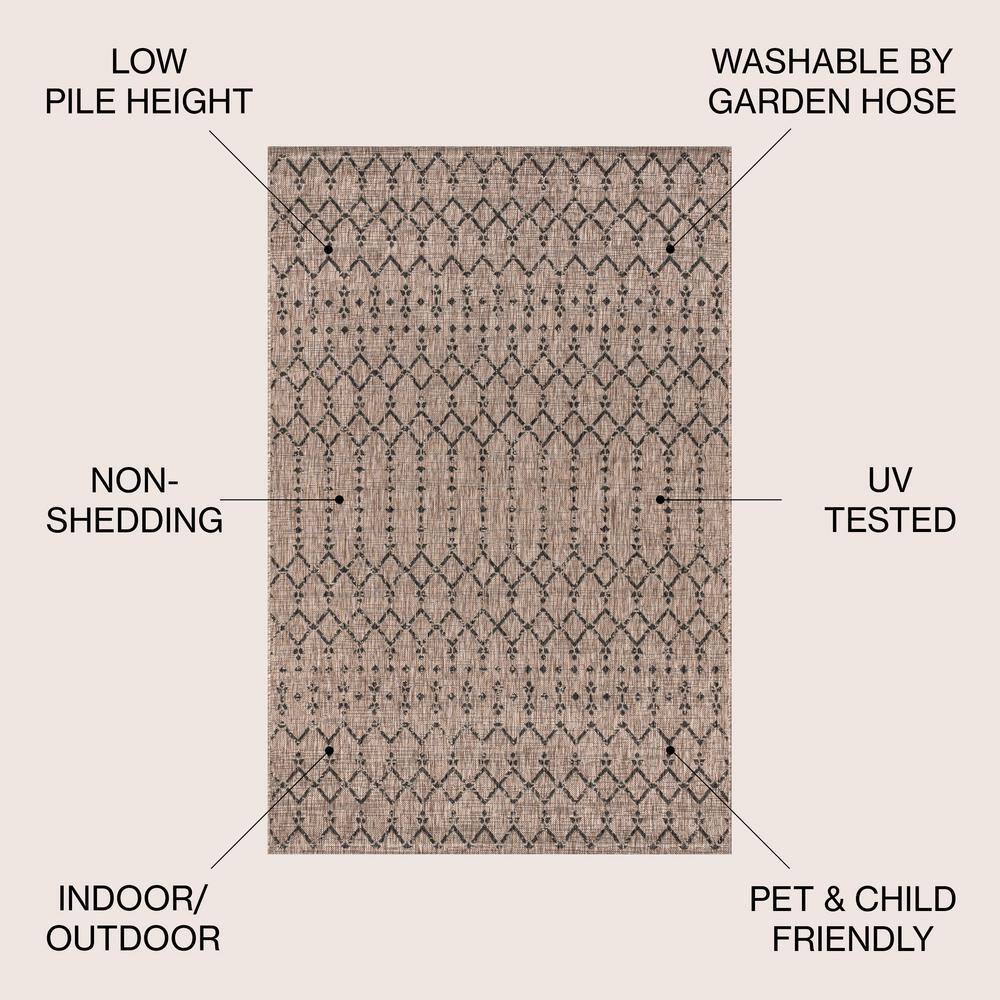 Natural Black Geometric Flatweave Indoor Outdoor Rug 4' x 6'