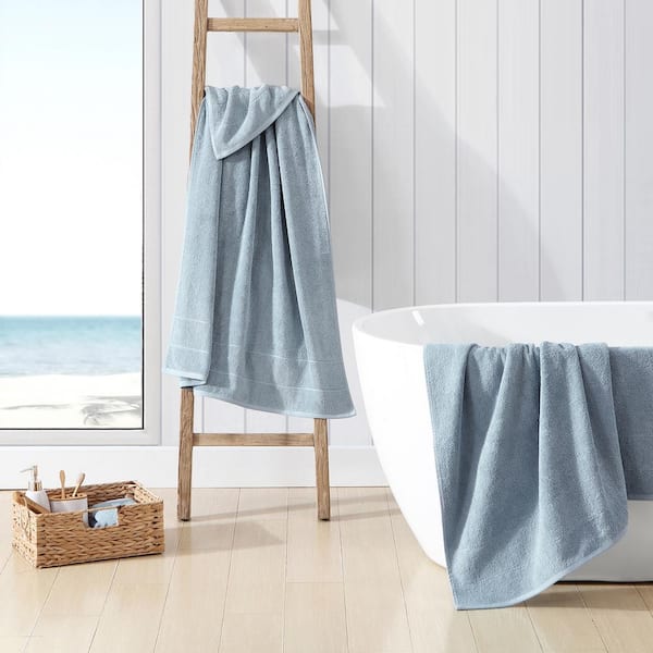 https://images.thdstatic.com/productImages/80972310-6b88-41d9-aeac-665c36cffdee/svn/pastel-blue-tommy-bahama-bath-towels-ushsac1228949-44_600.jpg