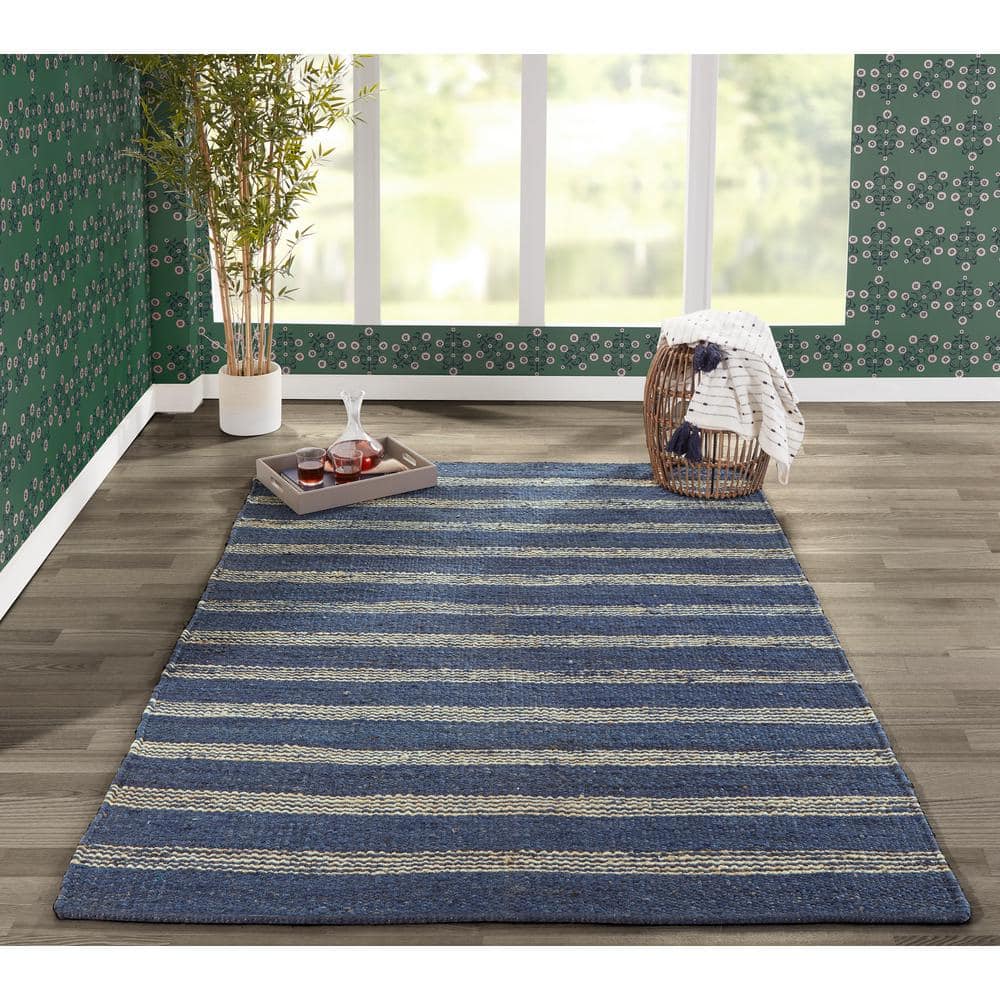 Handmade Navy Stripe 5' x 7' Jute Area Rug