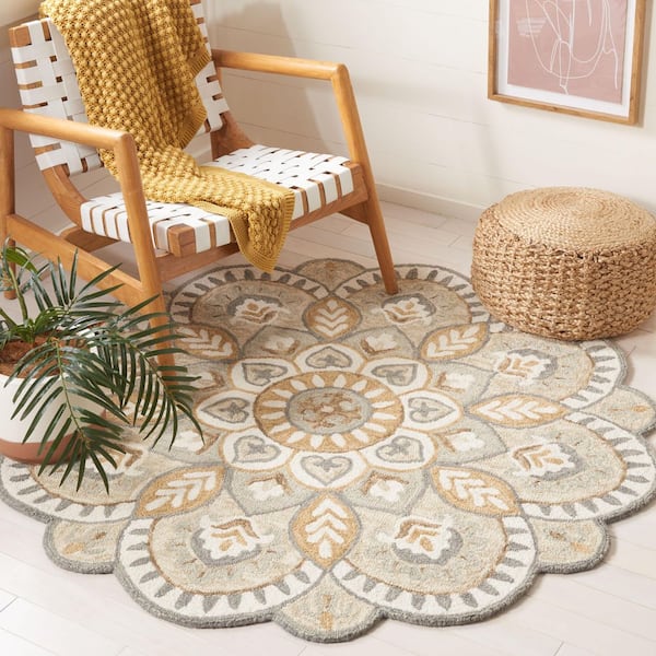 Novelty 10 ft. x 10 ft. Round Ivory/Beige Medallion Floral Area Rug
