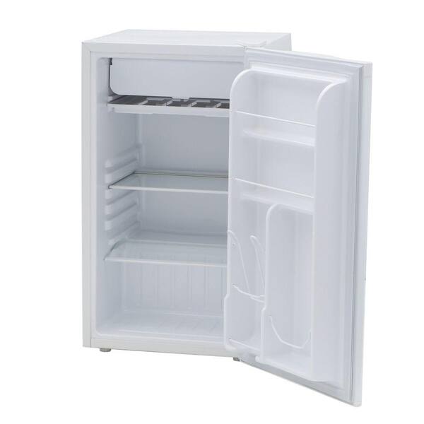 IGLOO 3 cu. ft. Mini Refrigerator in White