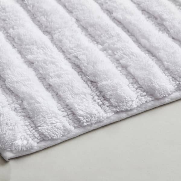 The Company Store Tufted Floral Stem 24 in. x 40 in. White Multi Bath Rug