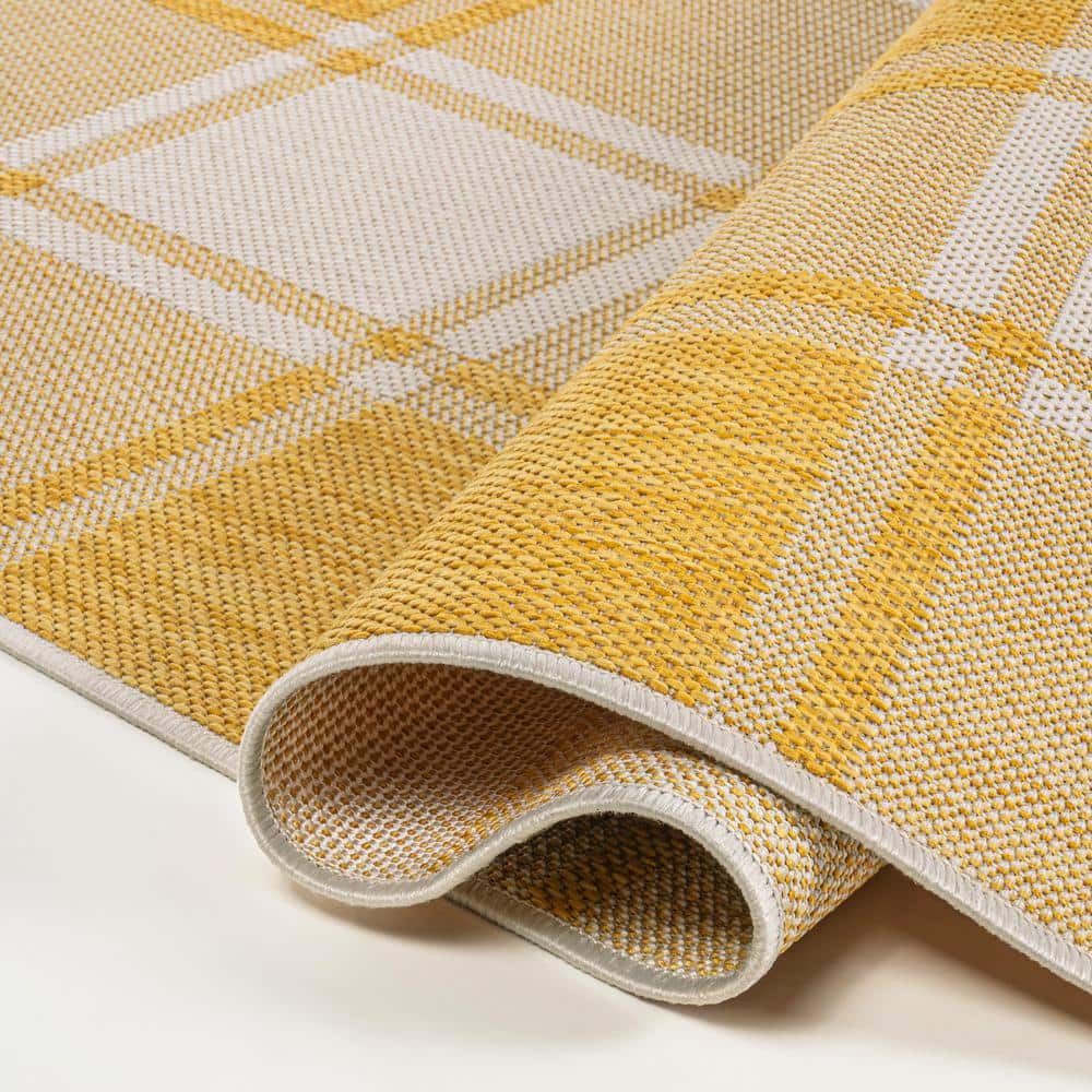 Sabine Bold Gingham Yellow and Cream 3 x 5 Synthetic Indoor/Outdoor Rug