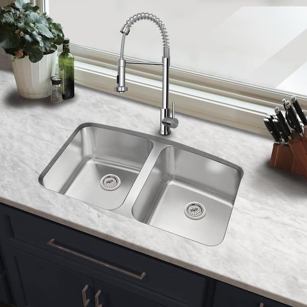 33 in. Drop-In/Undermount 50/50 Double Bowl Stainless Steel 18-Gauge Kitchen Sink