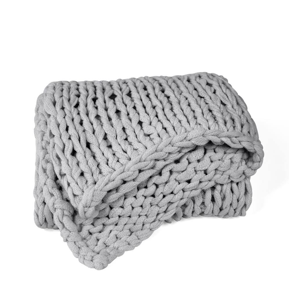 Luxurious Gray Chunky Knit 47'' x 59'' Acrylic Throw Blanket