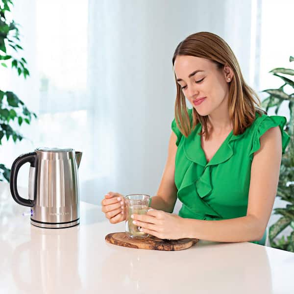 OVENTE 7.2-Cup Silver Variable Temperature Glass Electric Kettle with  ProntoFill Technology - Fill Up with the Lid On KG733S - The Home Depot