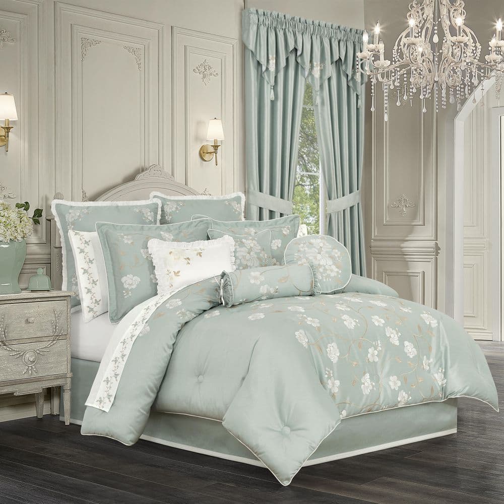 Spring Garden Spa Polyester Queen 4Pc. Comforter Set