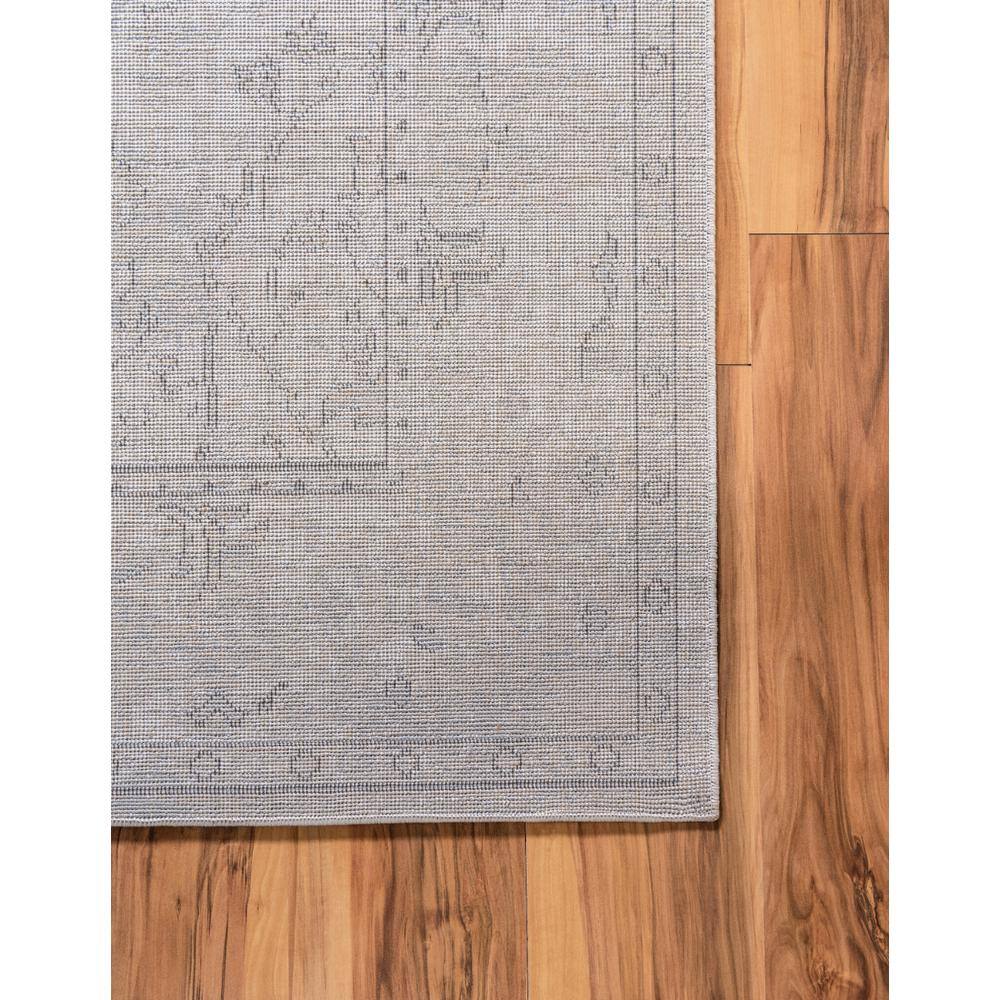 Ivory and Gray Geometric Low-Pile Indoor Area Rug