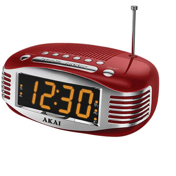 Akai Retro-Style AM/FM Dual Alarm Clock Radio