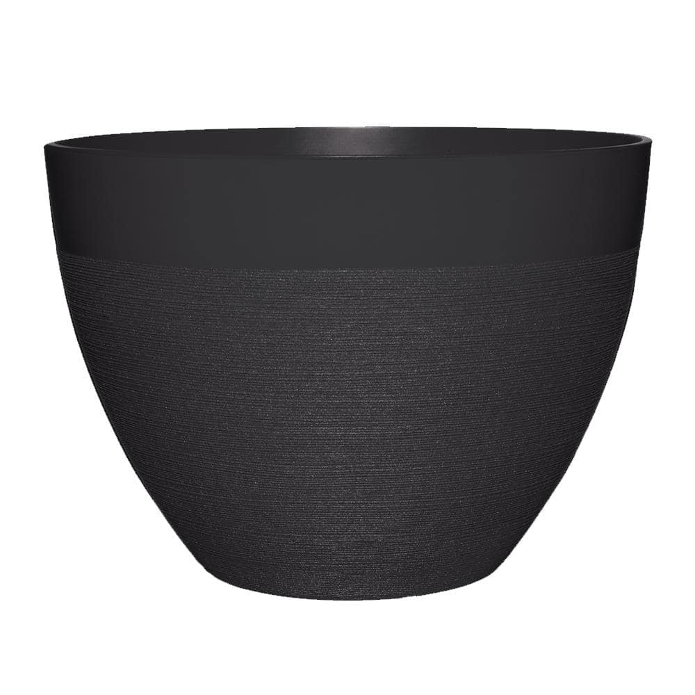 CHG CLASSIC HOME & GARDEN Decatur Large Black Resin Lightweight Round ...