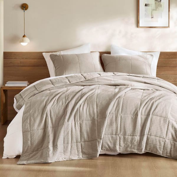 510 Design Mina 3-Piece Natural Waffle Weave Textured Polyester King/Cal King Quilt Set