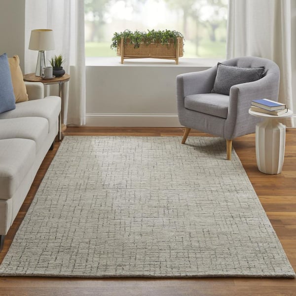 Ivory, Gray Solid Color 10 ft. x 14 ft. Area Rug