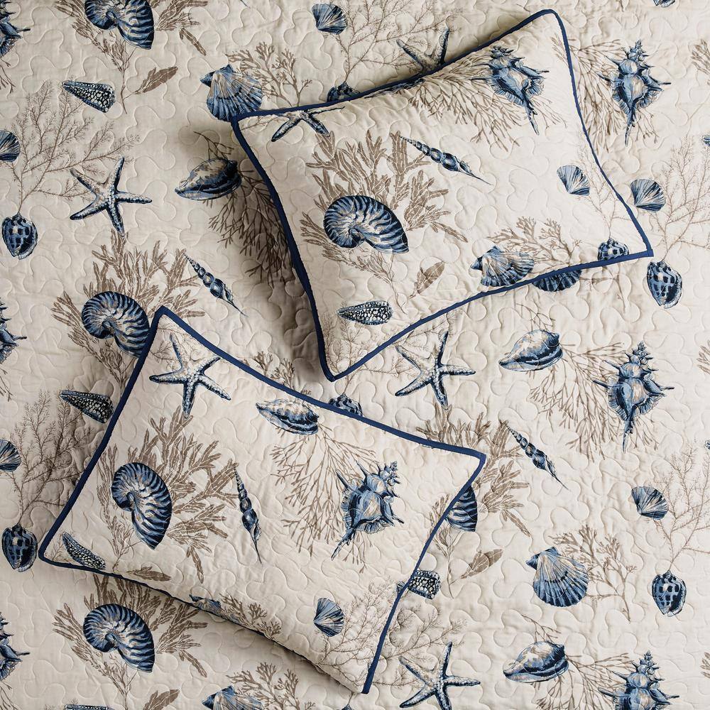 Coastal Charm Ivory & Deep Blue Microfiber Full/Queen Coverlet Set
