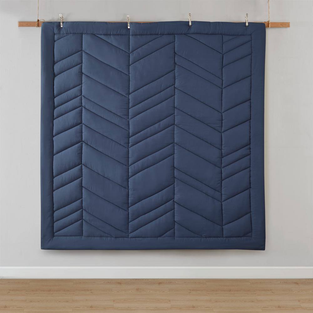 Navy Twin Reversible Microfiber Chevron Bedspread Set