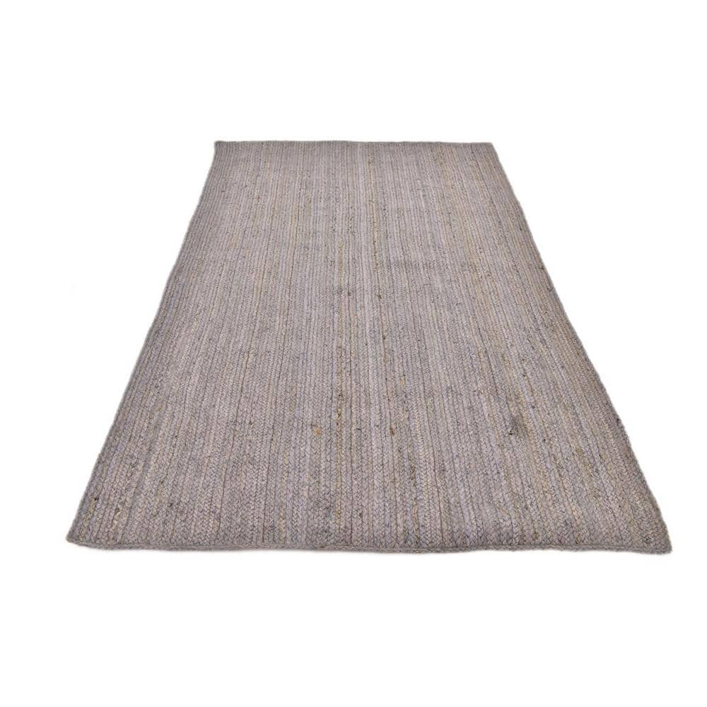 Handmade Gray Braided Jute Reversible Indoor Rug 5' x 8'