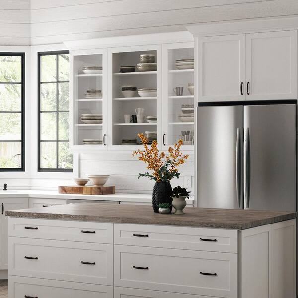 https://images.thdstatic.com/productImages/81461d2b-3282-4d90-b8d1-9fdd109094d6/svn/white-hampton-bay-assembled-kitchen-cabinets-wos3036-mlwh-4f_600.jpg