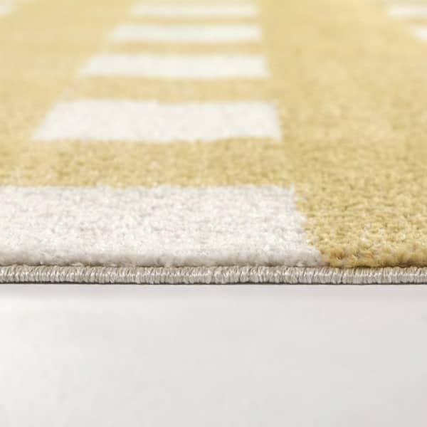 Chester Yellow 5 ft. 3 in. x 7 ft. Gingham Area Rug