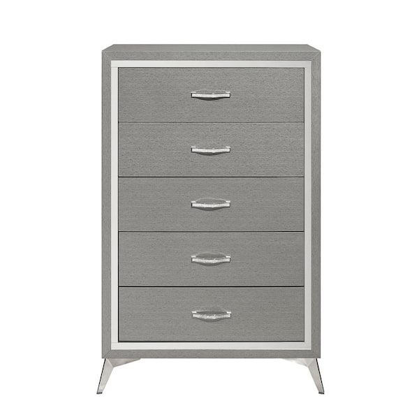 NEW CLASSIC HOME FURNISHINGS New Classic Furniture Huxley Gray 5-drawer 31 in. Chest of Drawers
