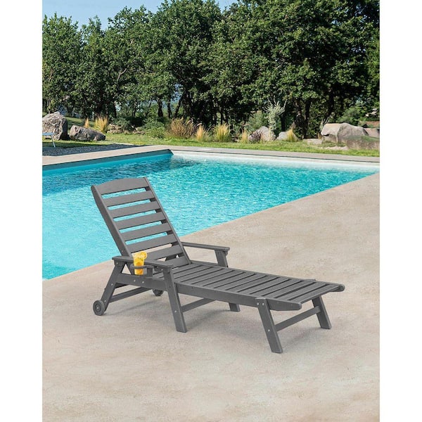 Gray HDPE Patio Chaise Lounge Chair Outdoor Chair Adjustable Outdoor Lounger with Wheels and Cup Holder