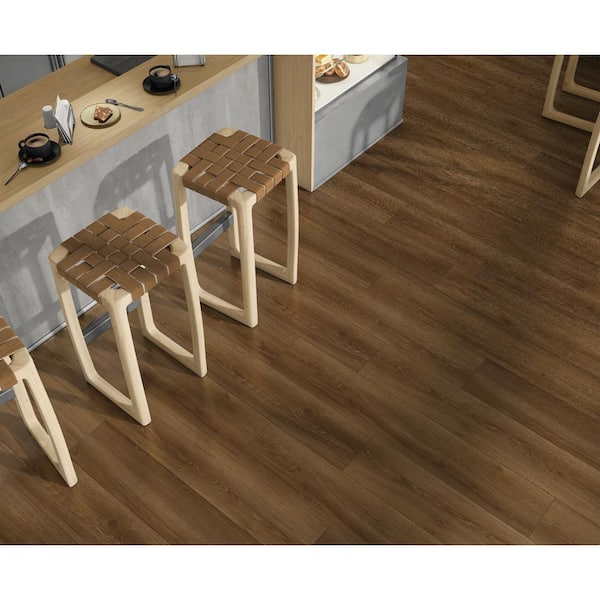 TrafficMaster Kettle Keep Oak 8 mm T x 8 in. W Water Resistant Laminate Wood Flooring (21.3 sqft/case)