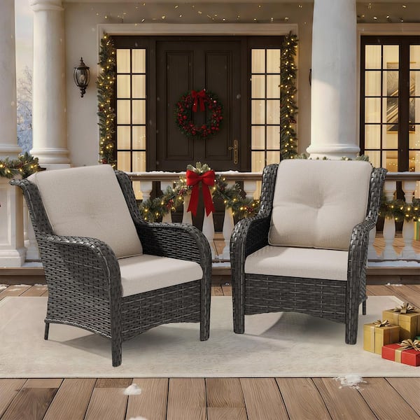 Ergonomic Arm 2-Piece Patio Wicker Outdoor Lounge Chair with Thick Beige Cushions