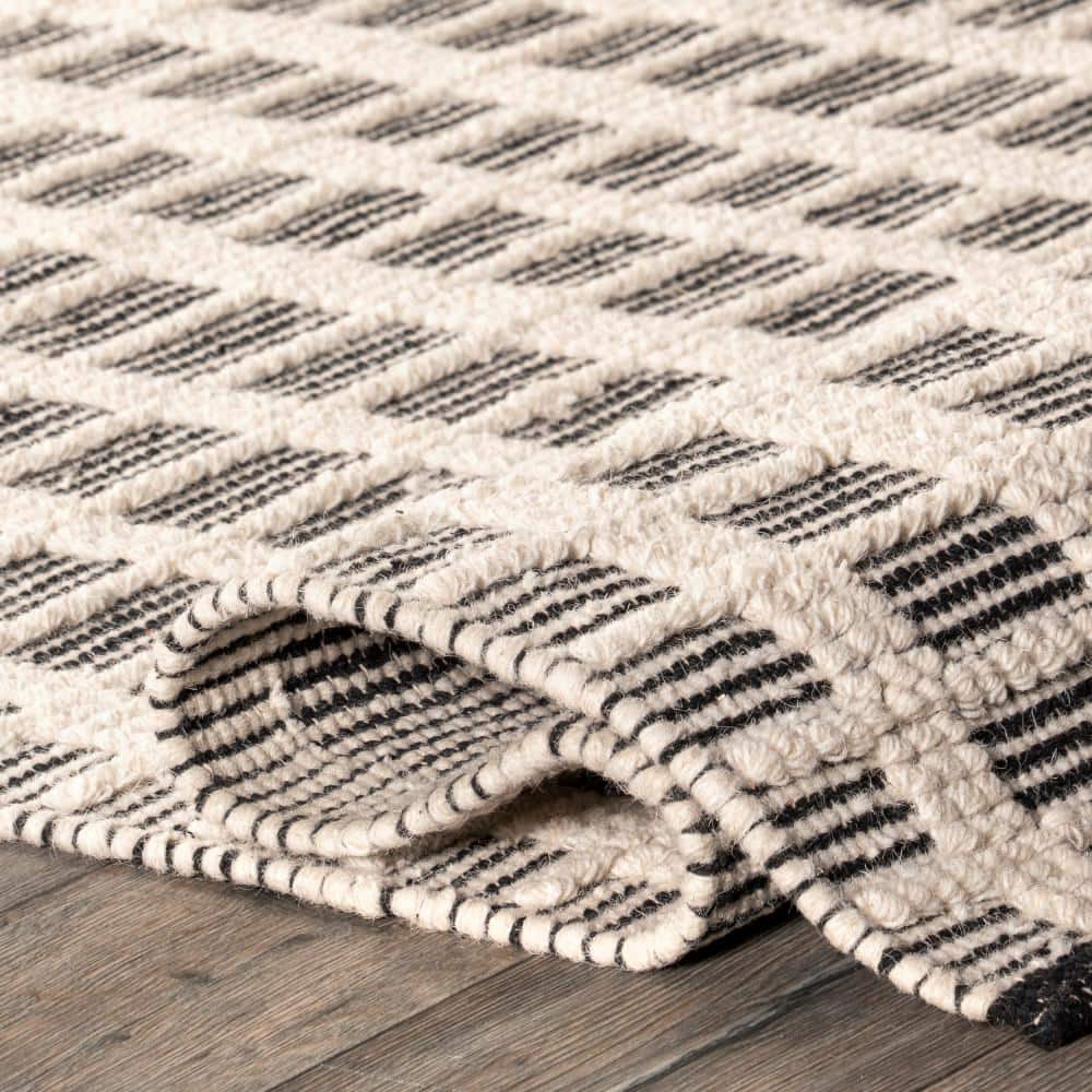 Handmade Black and White Wool Stripe Rectangular Rug 8' x 10'
