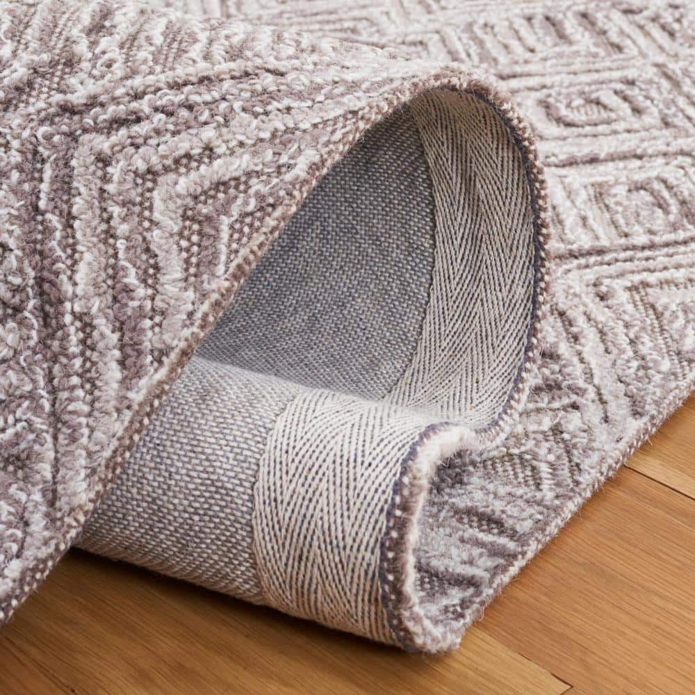Hand-Tufted Textural Wool Area Rug - 8' x 10' - Brown