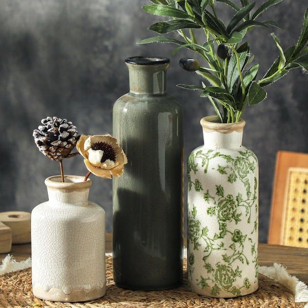 9.96 in. Vintage Chinoiserie Green Beige Ceramic Antique Decorative Vase LX0734